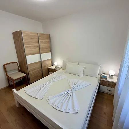 In 54872 Apartment Dramalj