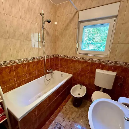 In 54872 Apartment Dramalj