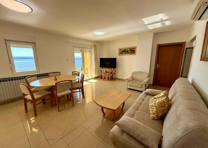 In 54872 Apartment *