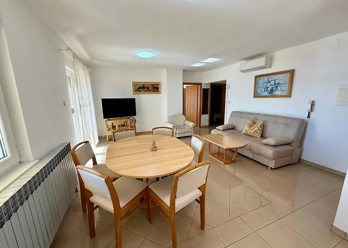 Apartament In 54872 Dramalj